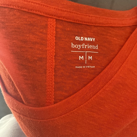 Woman’s Old Navy orange boyfriend t-shirt. Size medium. - Picture 3 of 3